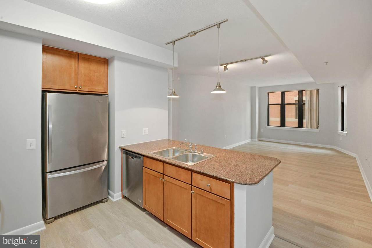 400 Massachusetts Avenue - Photo 1
