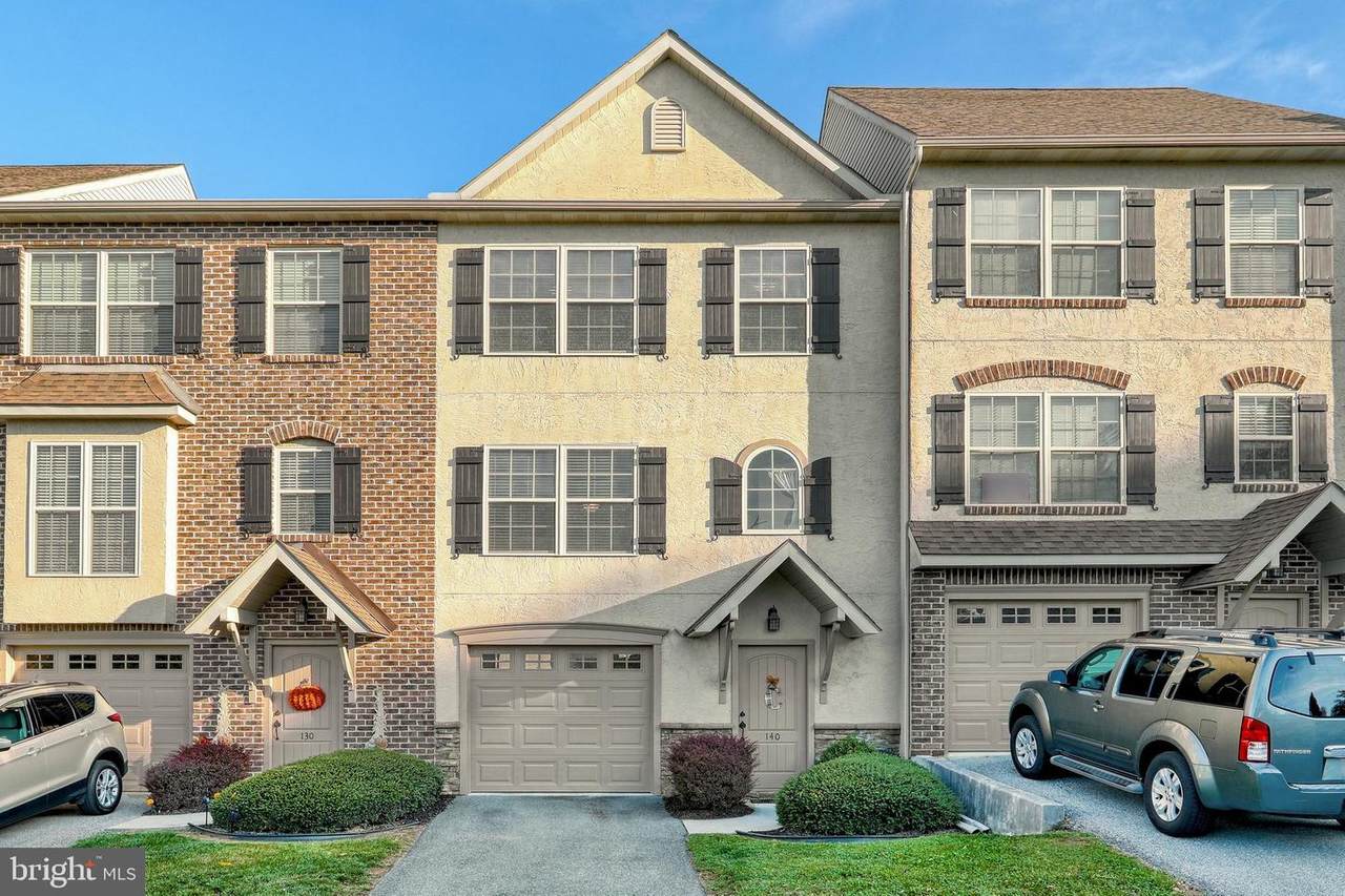 140 Valley Drive - Photo 1
