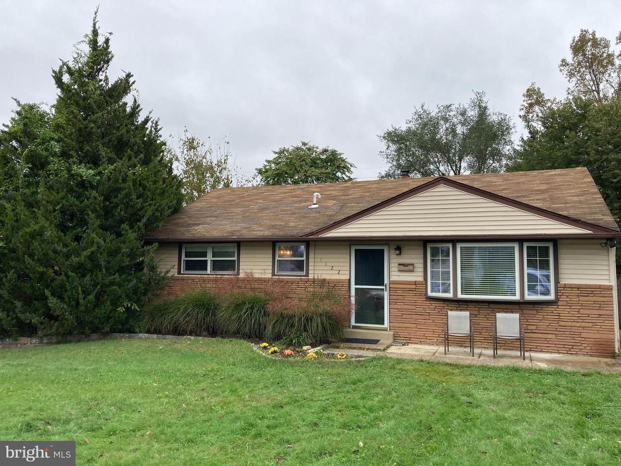 1122 Monmouth Road - Photo 1