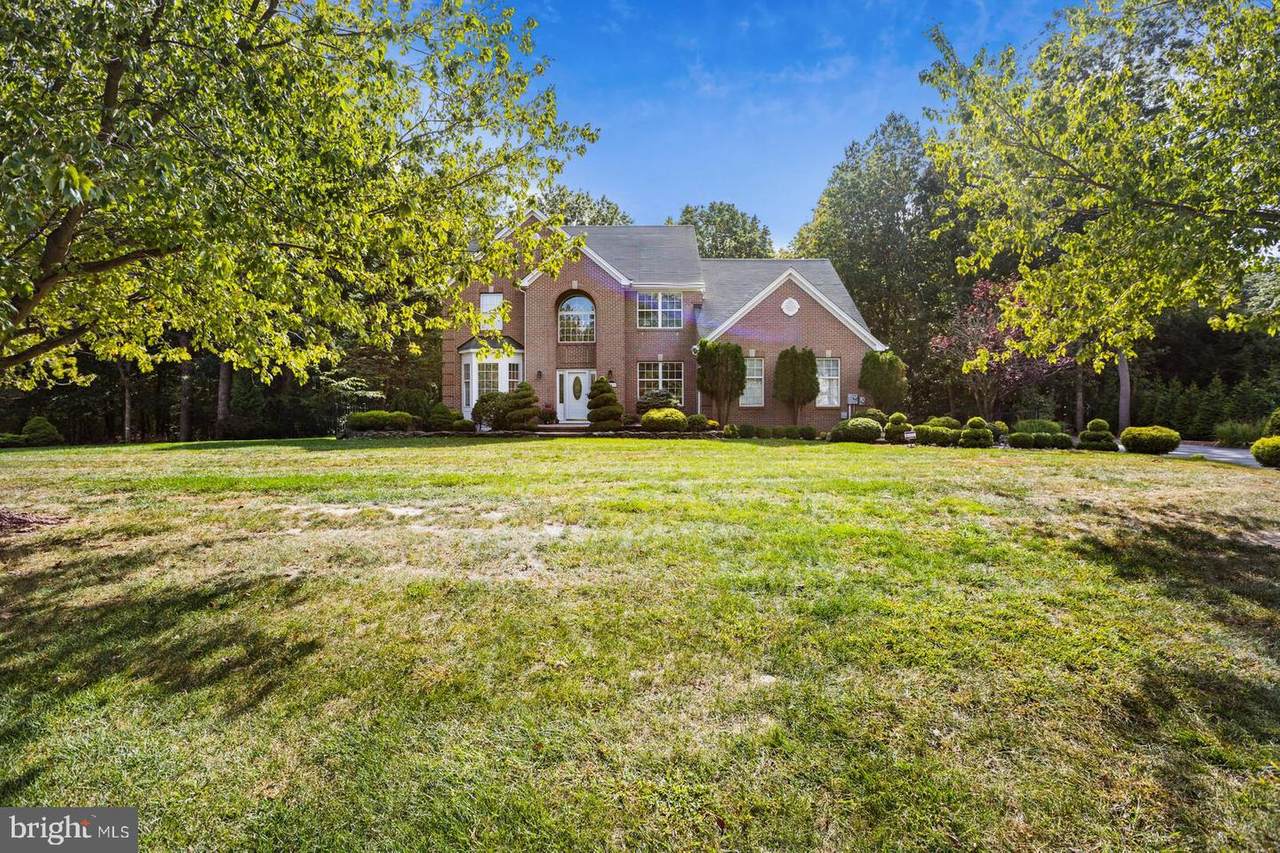 845 Woodbury Drive - Photo 1