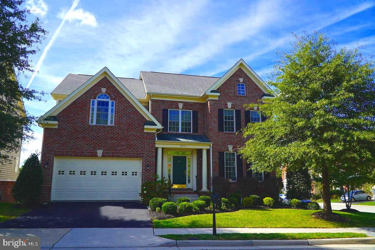 9212 Treasure Oak Court - Photo 1