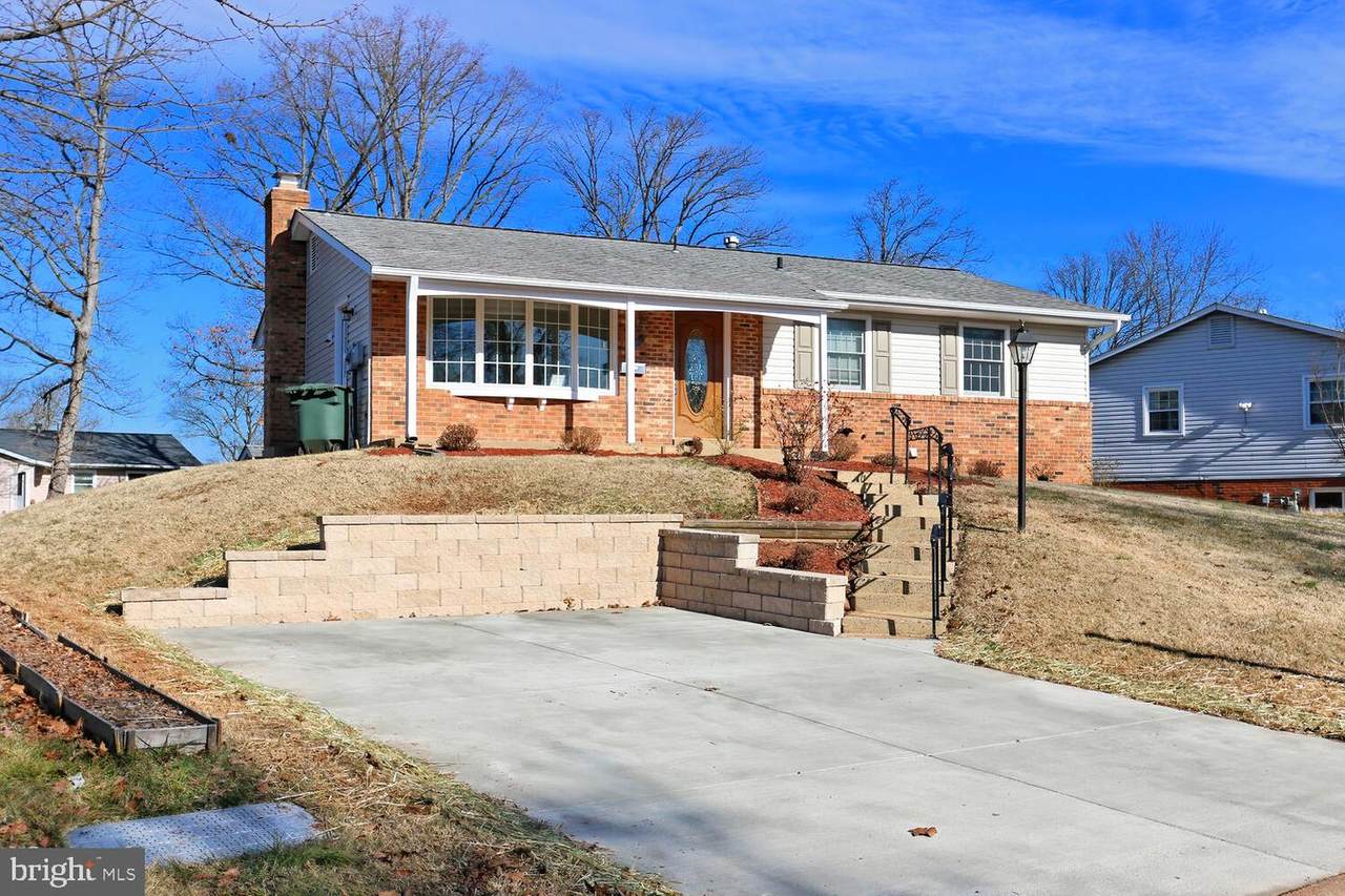 9710 Botsford Road - Photo 1