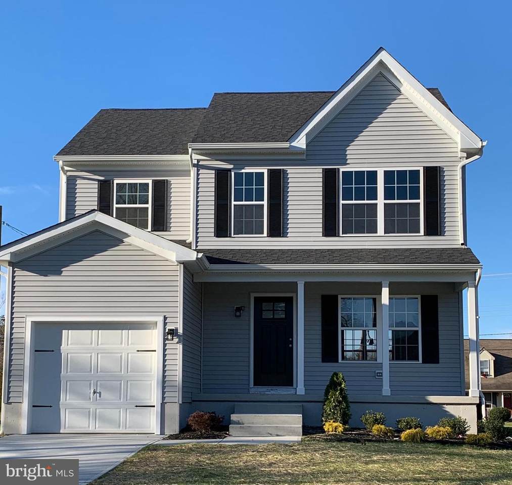 2131 Genessee Avenue - Photo 1