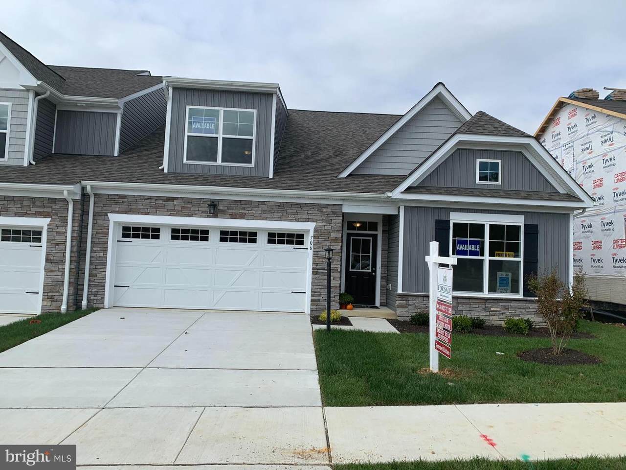706 Dynasty Drive - Photo 1