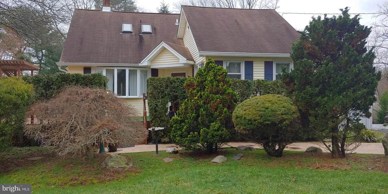 33 Brenwal Avenue - Photo 1