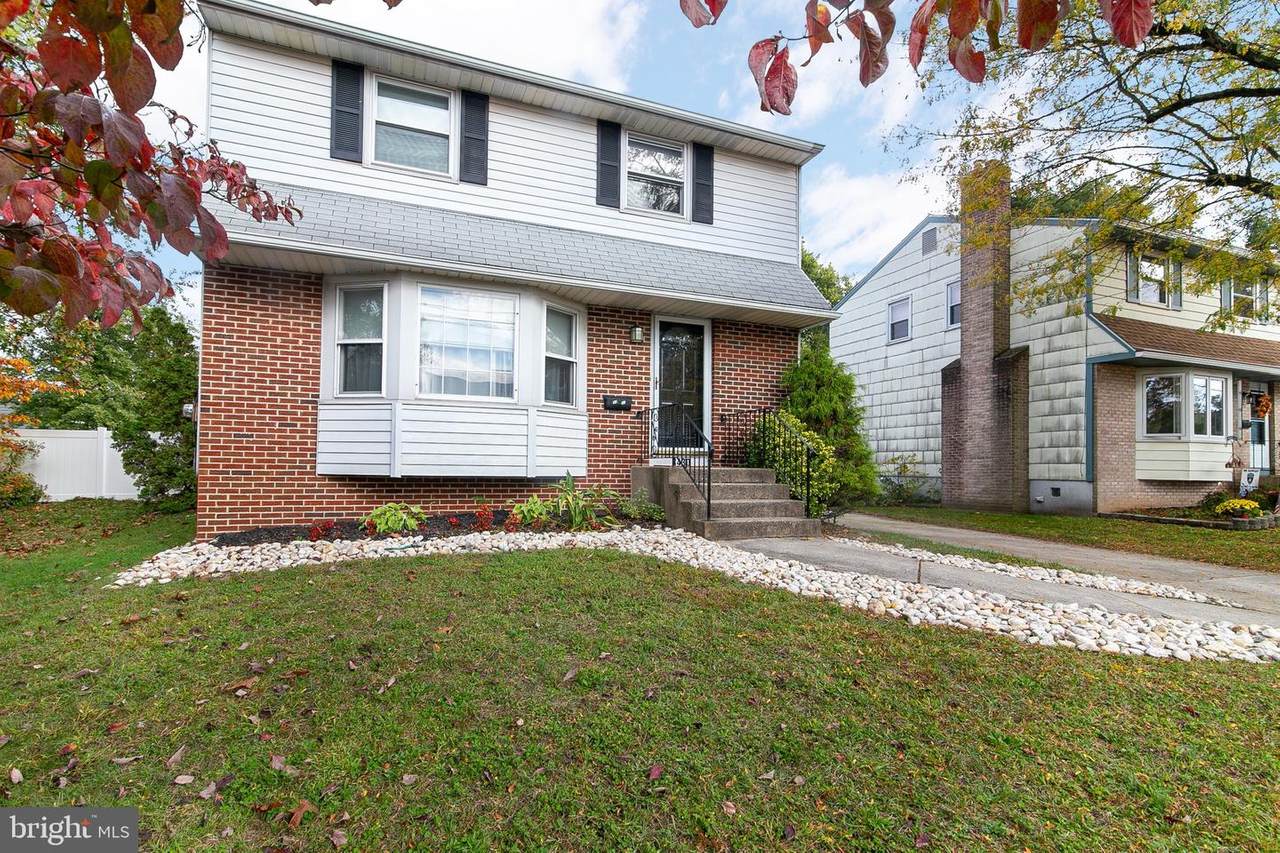 3430 Elm Avenue - Photo 1