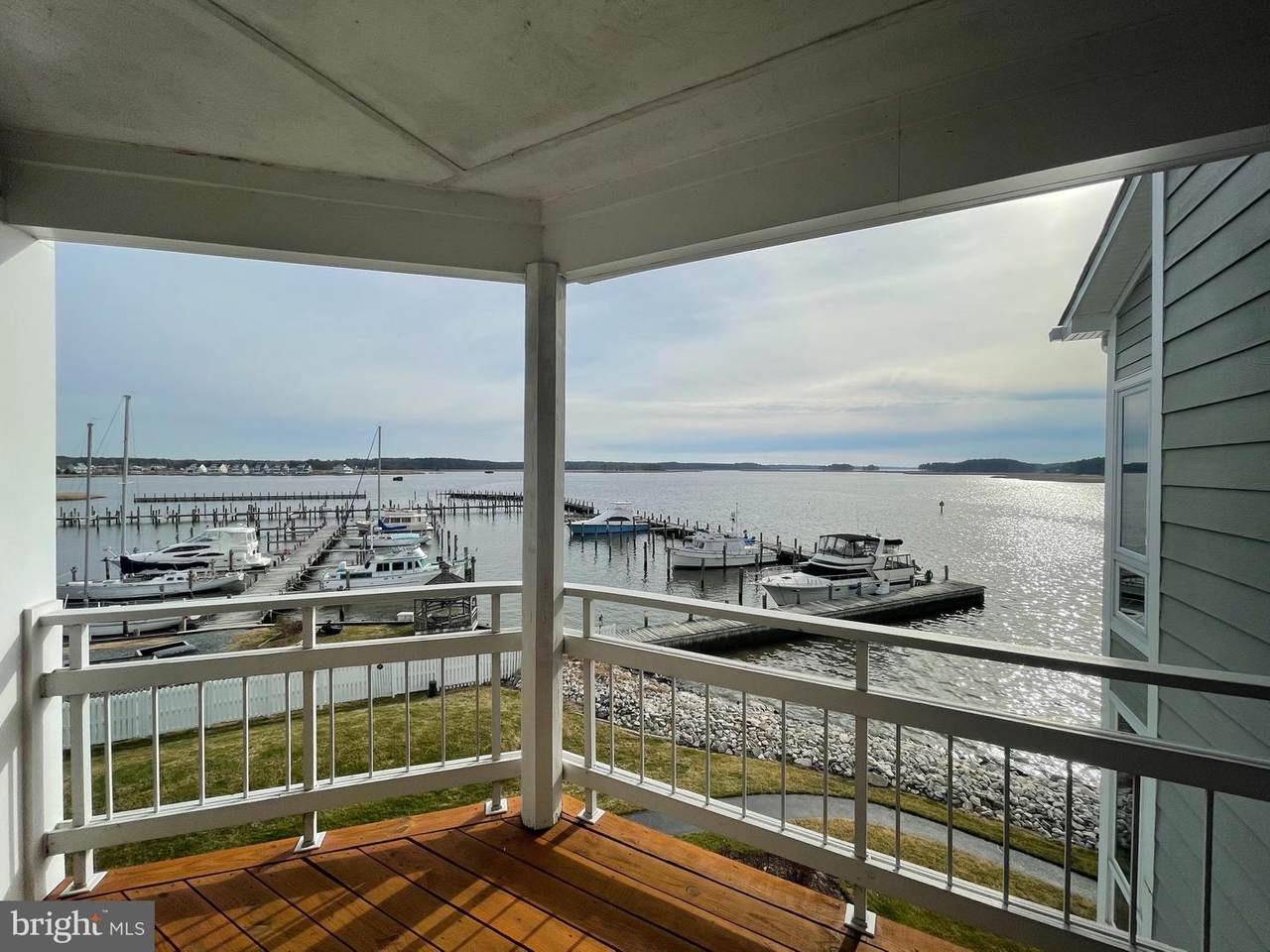 631 Oyster Cove Drive - Photo 1