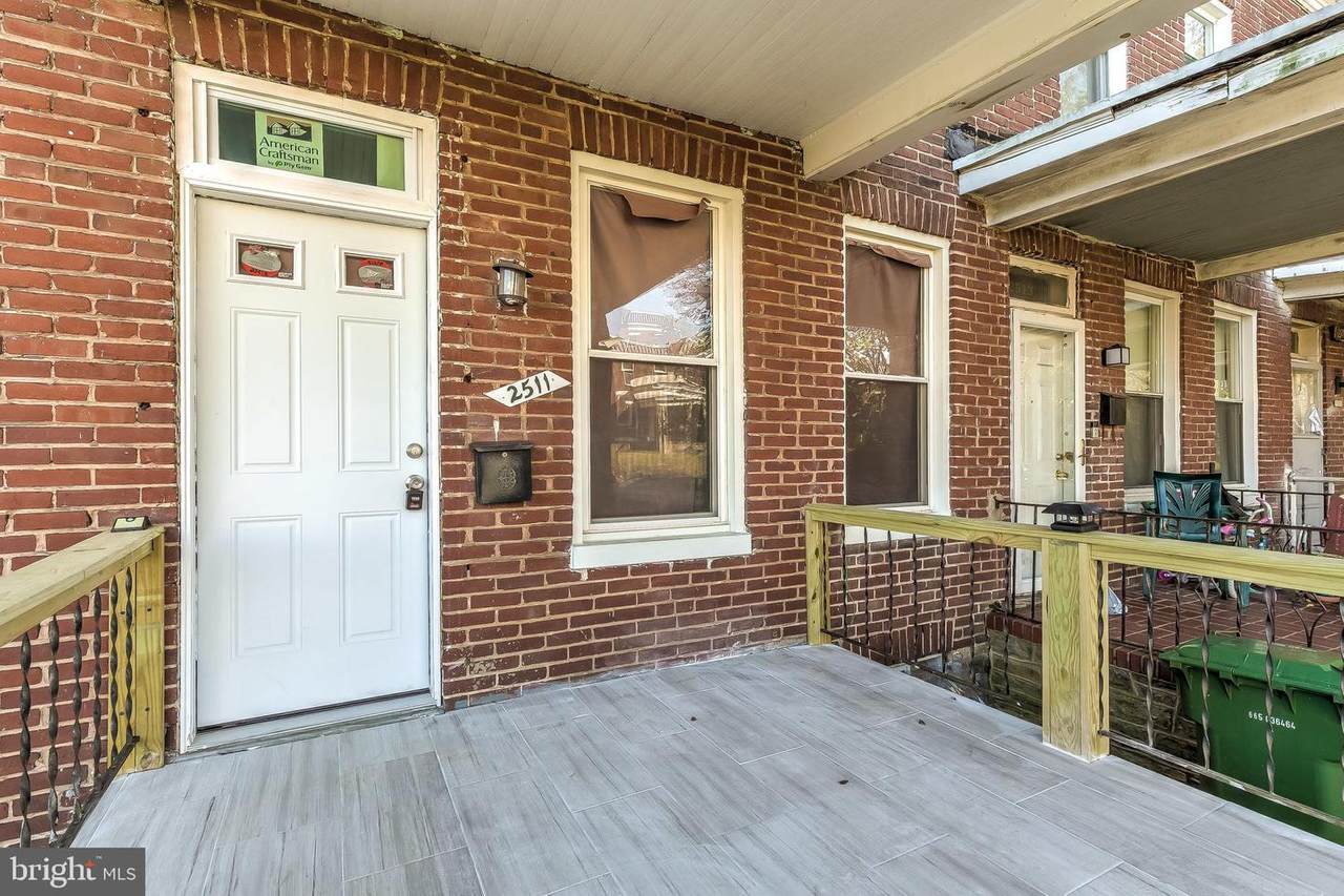 2511 Oswego Avenue - Photo 1