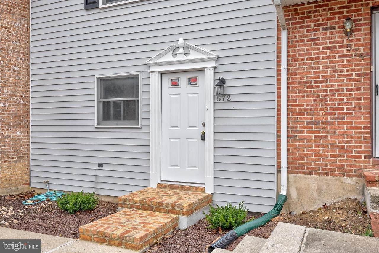 572 Valley Road - Photo 1