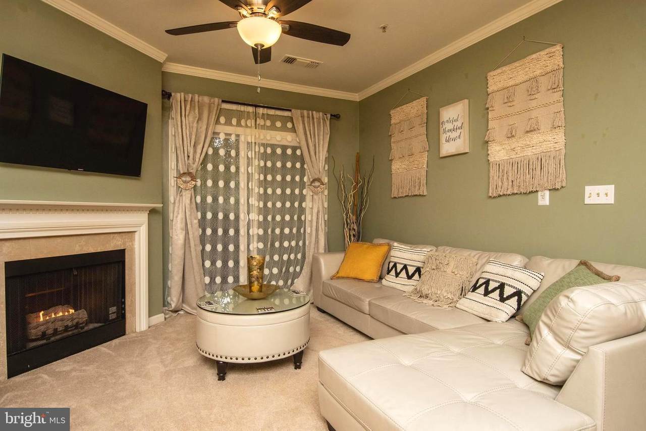 12915 Alton Square - Photo 1