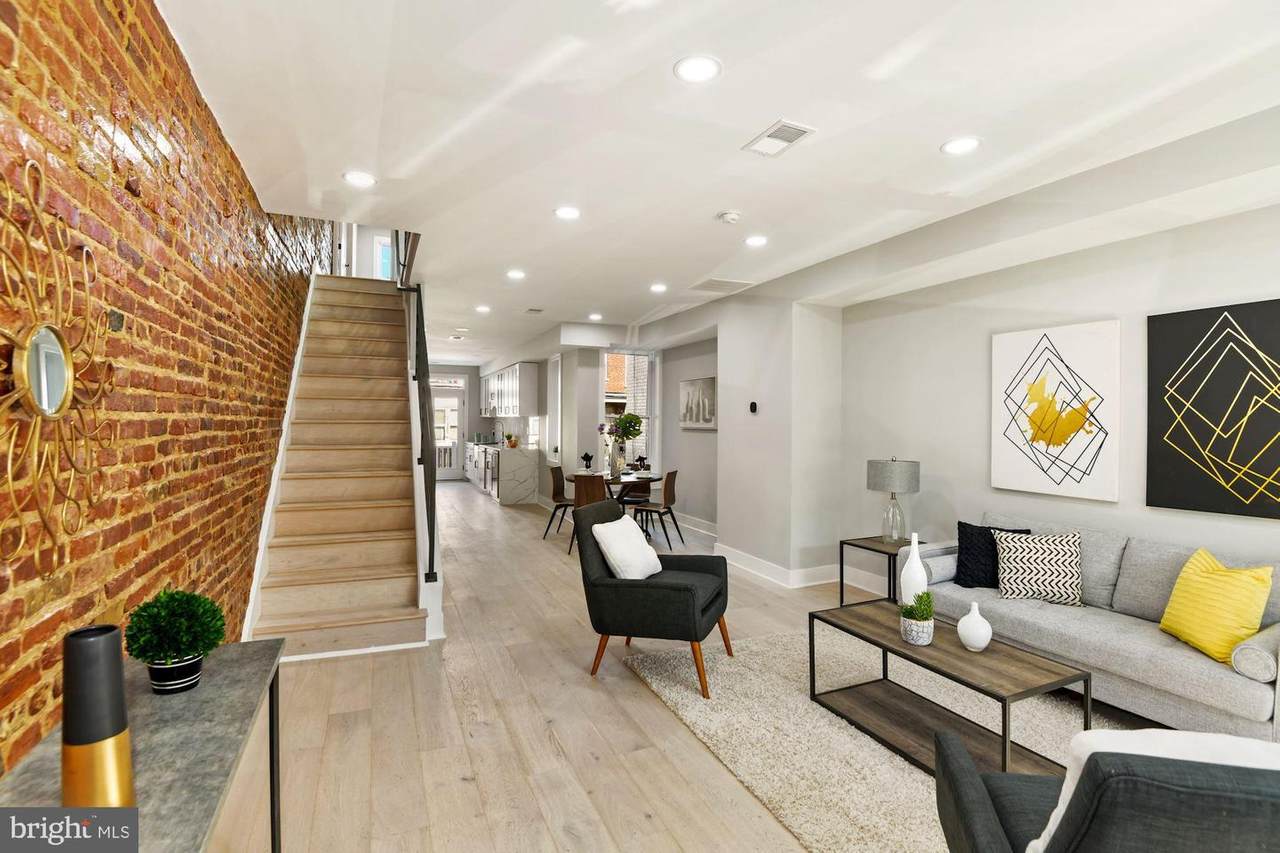 623 Harvard Street - Photo 1