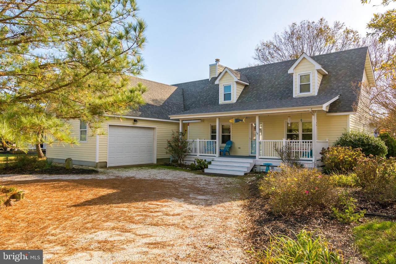 38828 Bayfront Drive - Photo 1