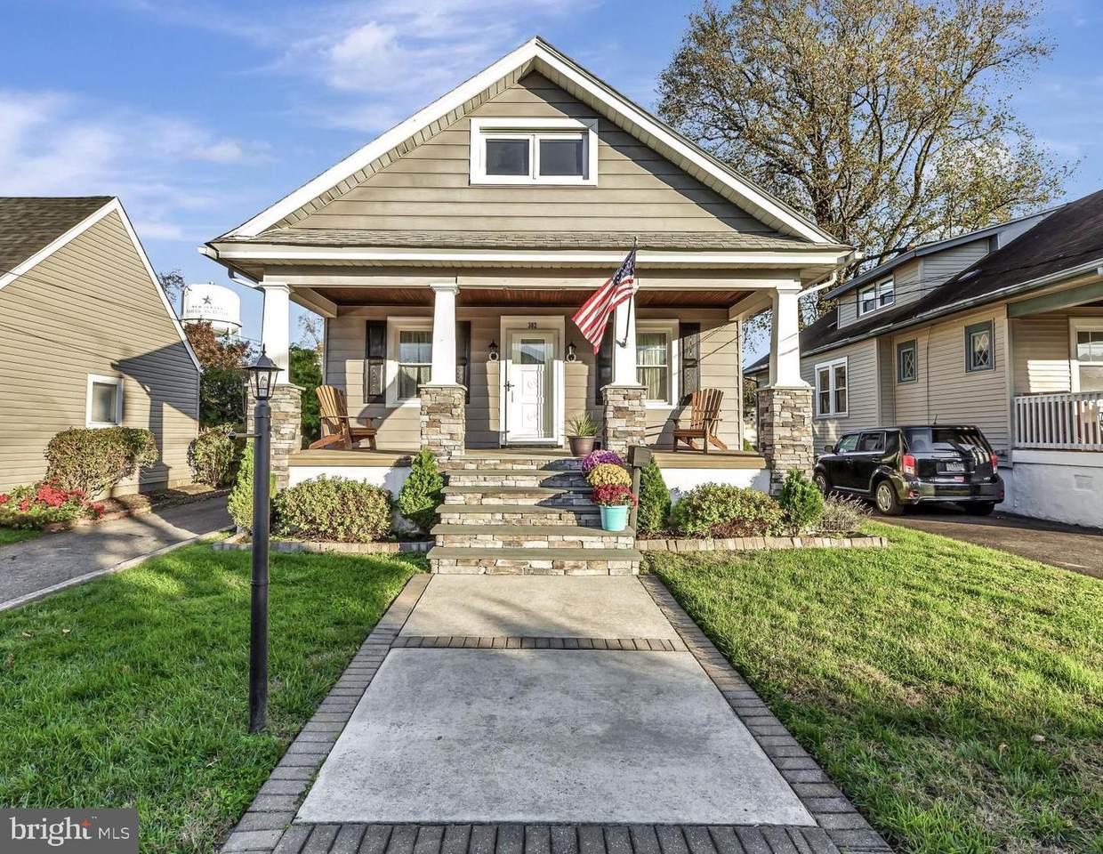 302 Walnut Avenue - Photo 1