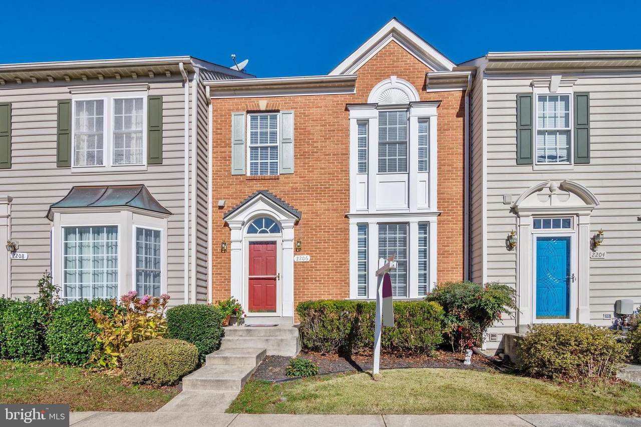 2206 Sussex Way - Photo 1