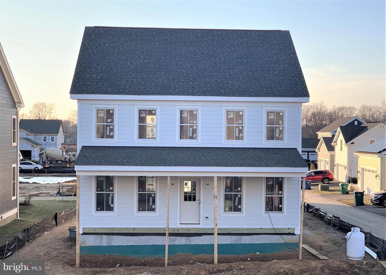 1528 Schwinn Street - Photo 1