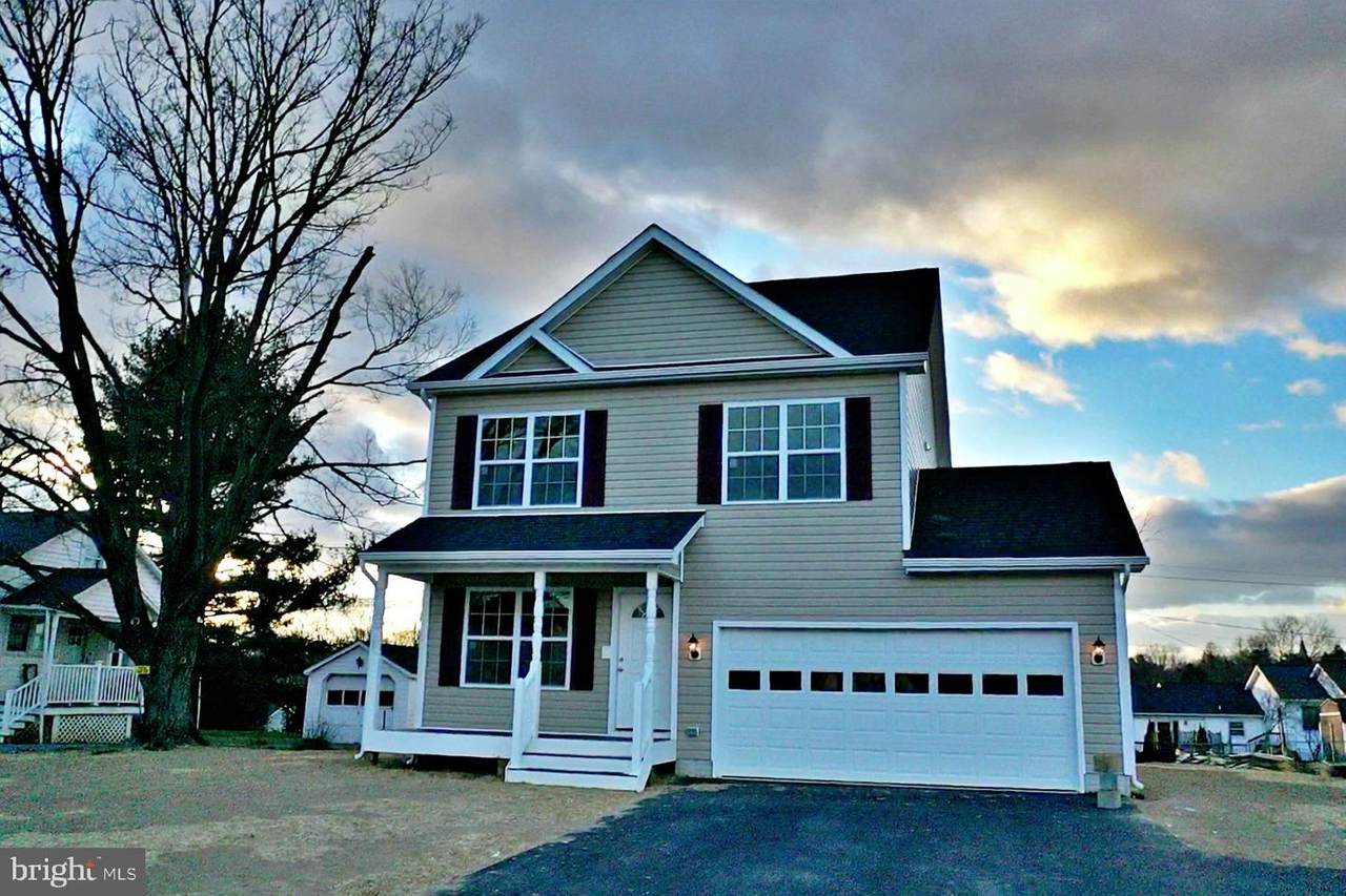 605 Jefferson Avenue - Photo 1