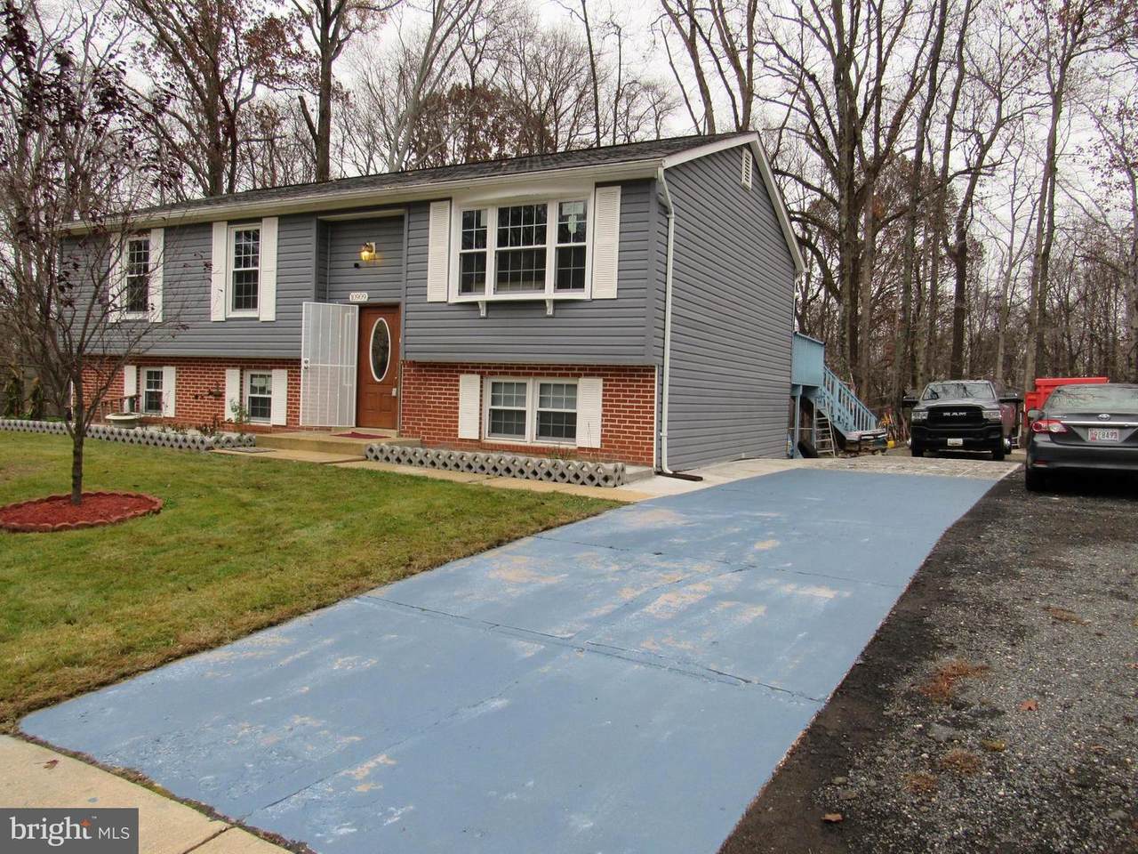 10909 Streamview Court - Photo 1
