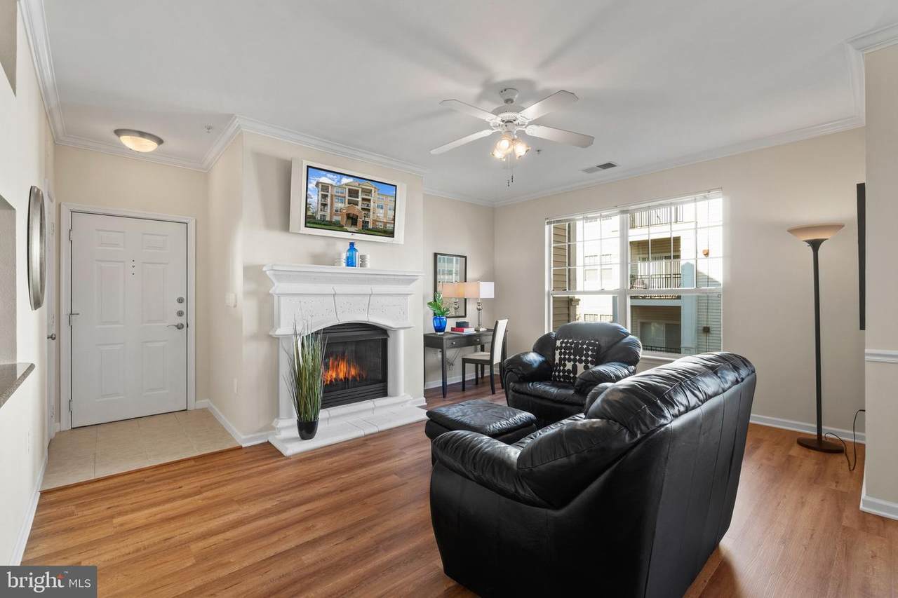 12921 Centre Park Circle - Photo 1