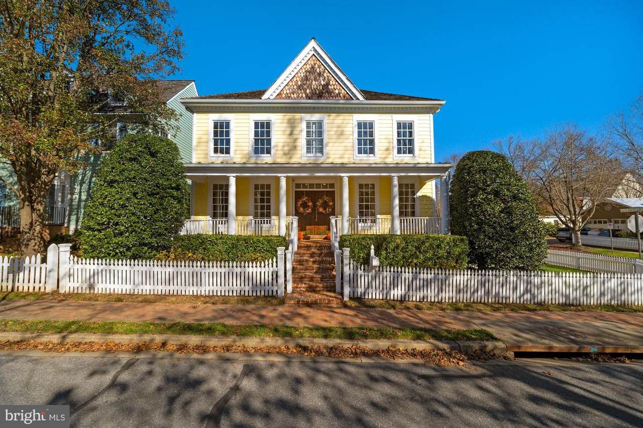 107 Beckwith Street - Photo 1