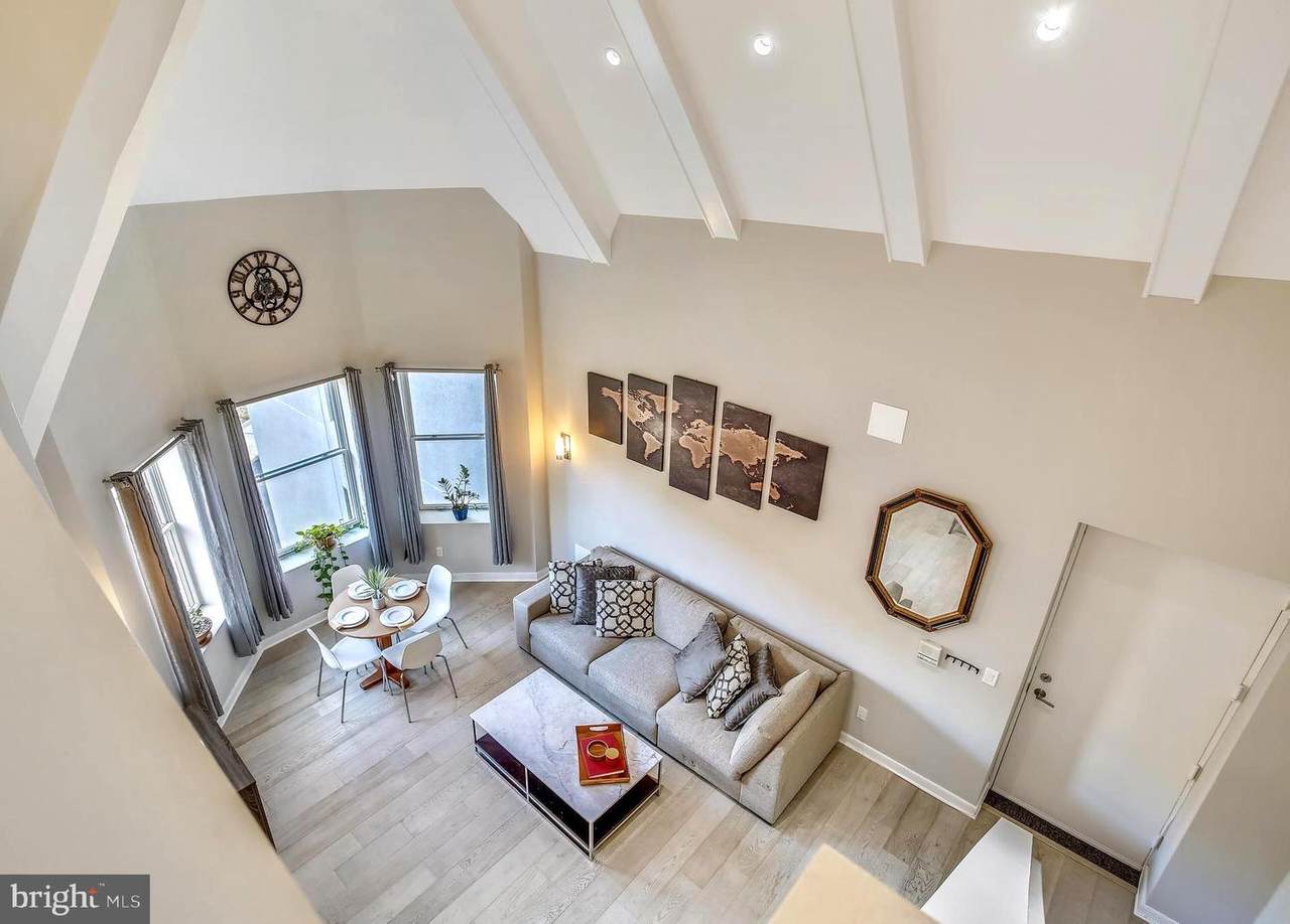 3240 Hiatt Place - Photo 1