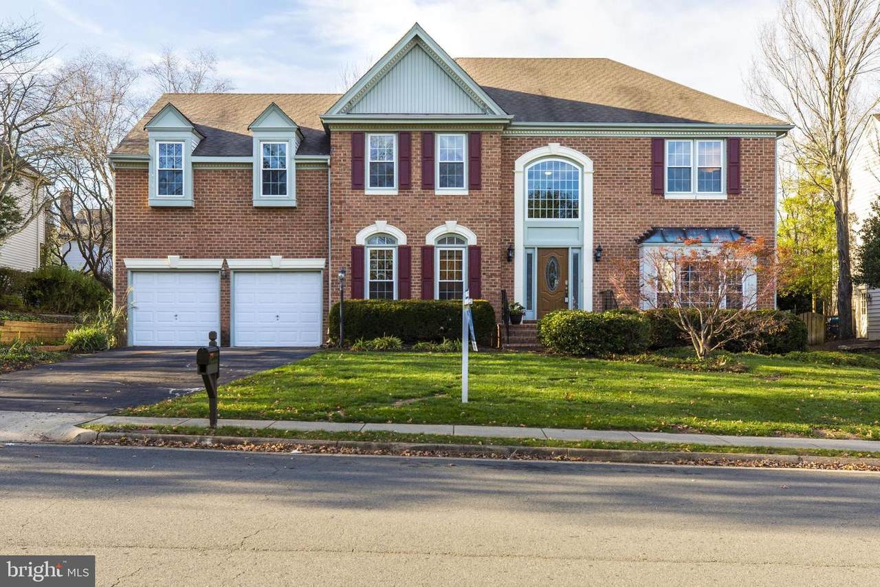 15306 Surrey House Way - Photo 1