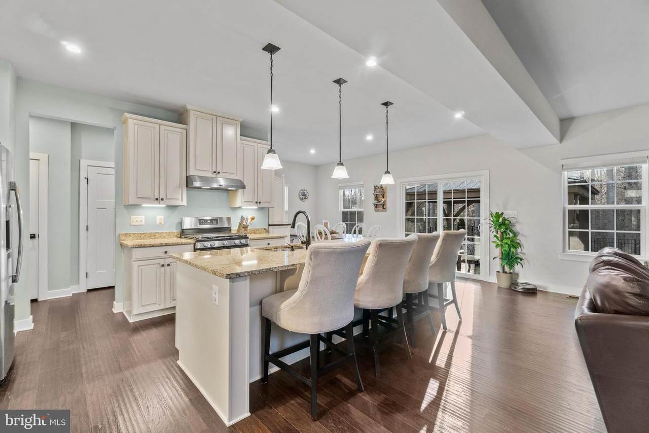 111 Oak Road - Photo 1