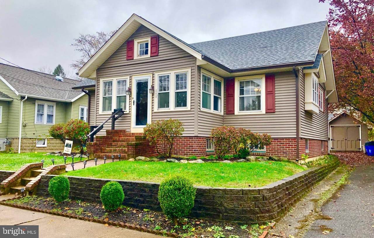 848 Lake Avenue - Photo 1