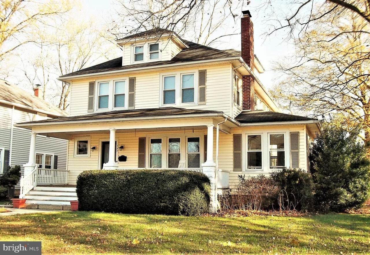 137 Rogers Street - Photo 1