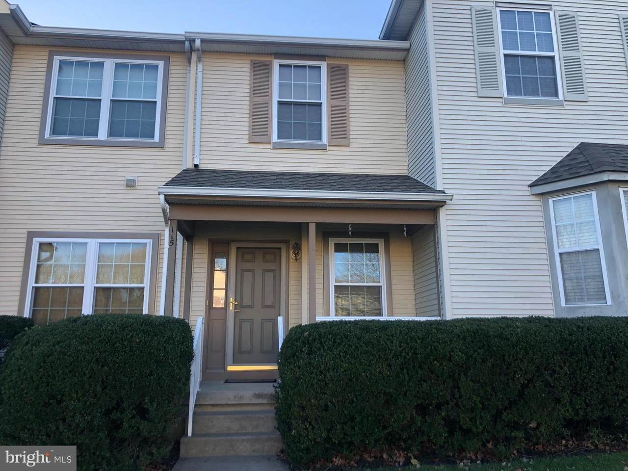 115 Cromwell Drive - Photo 1