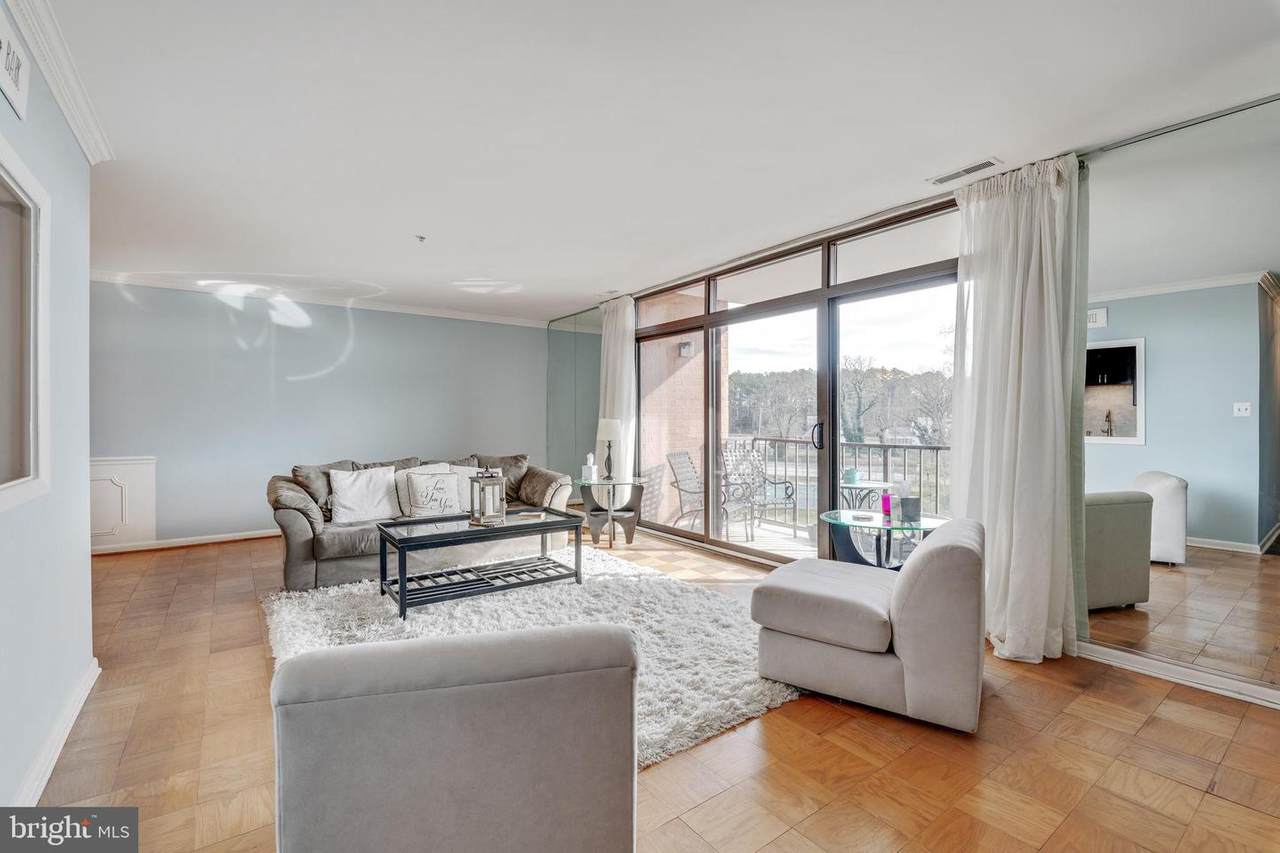 1 Smeton Place - Photo 1