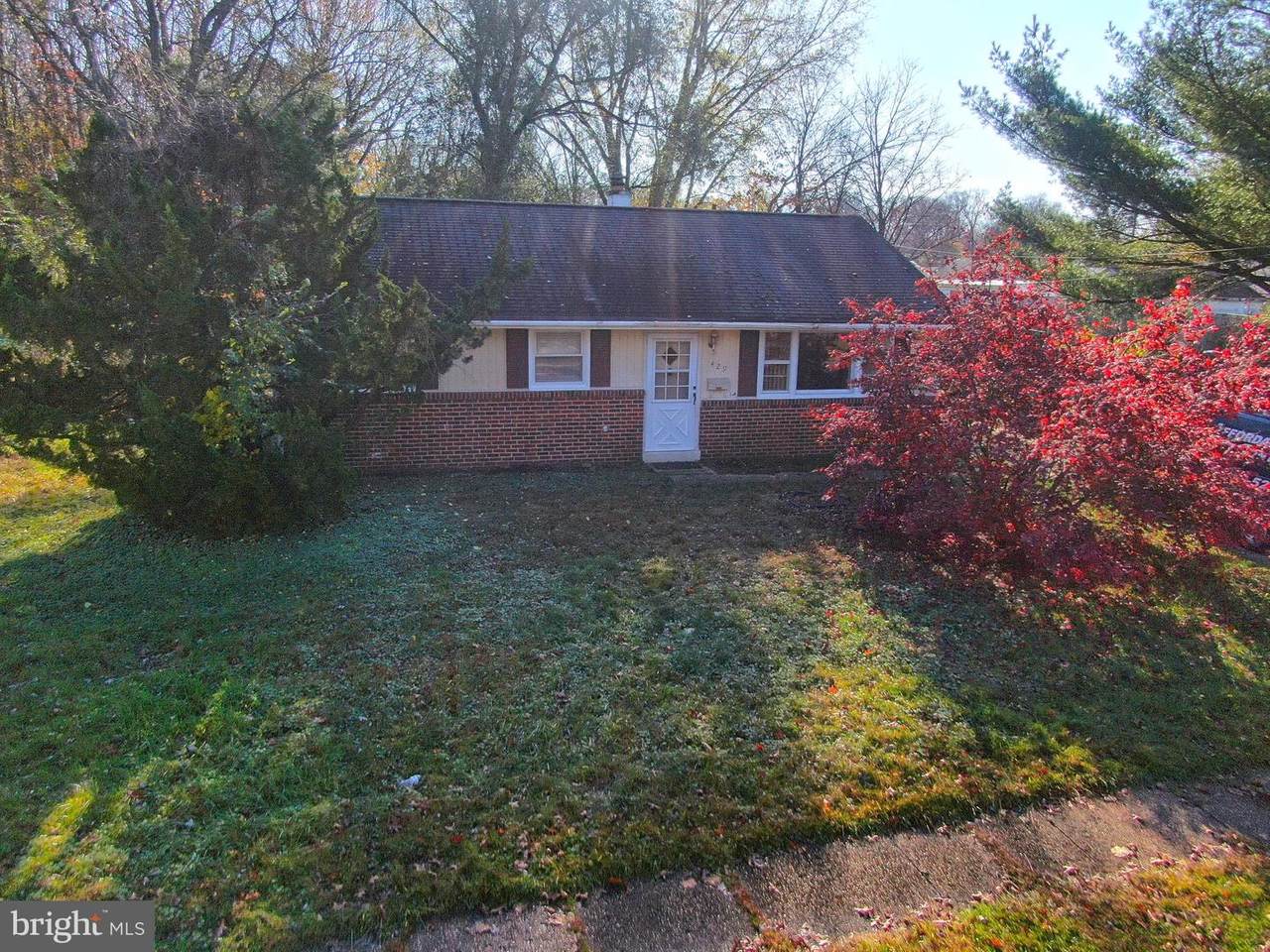 429 Trowbridge Avenue - Photo 1