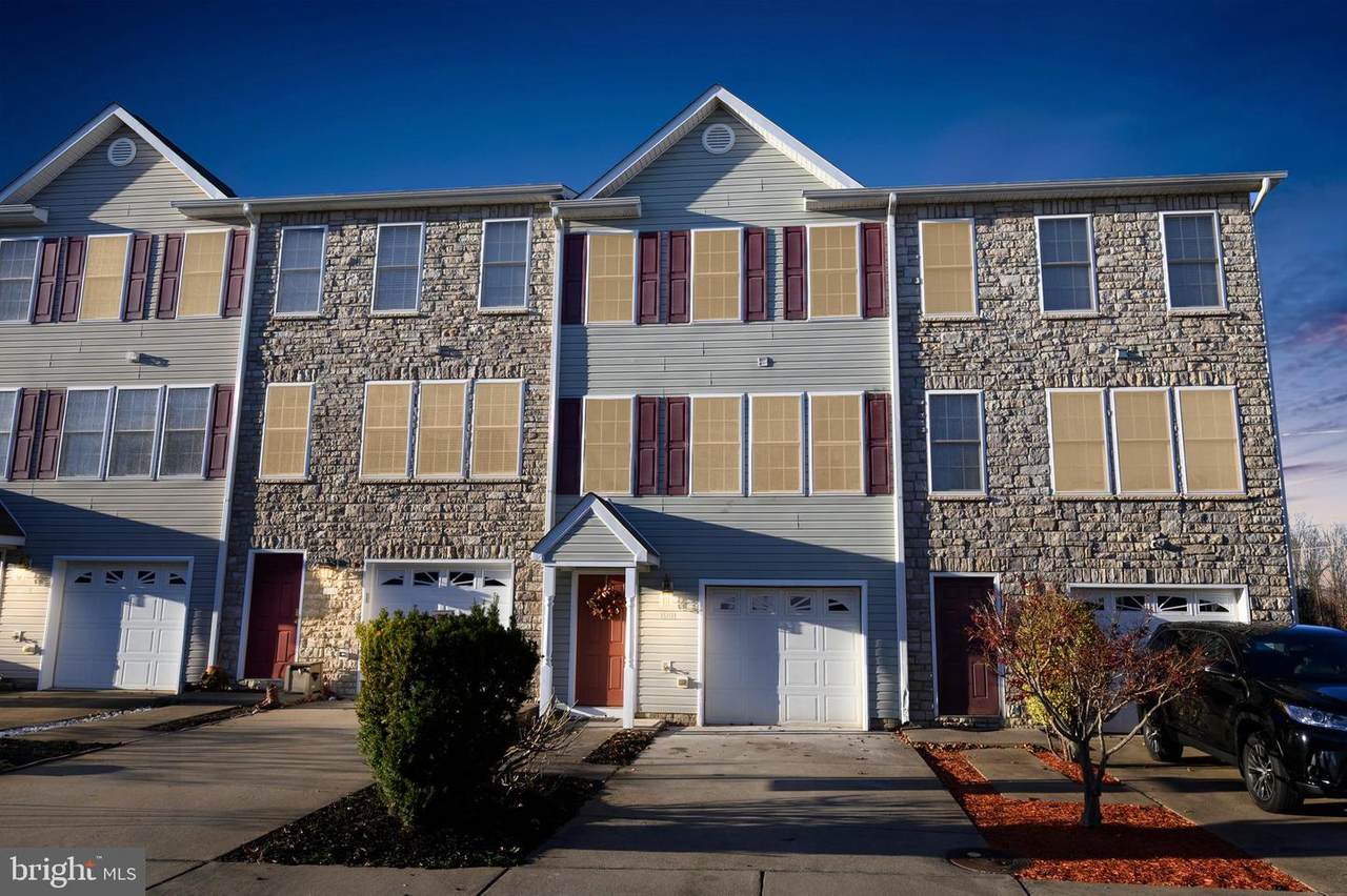 35113 Saba Place - Photo 1