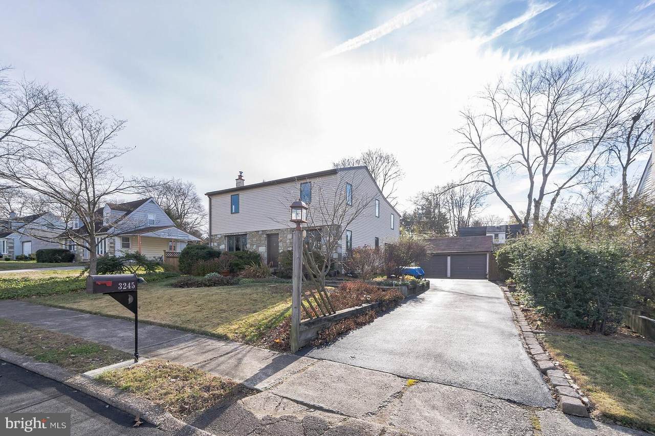 3245 Kathy Lane - Photo 1