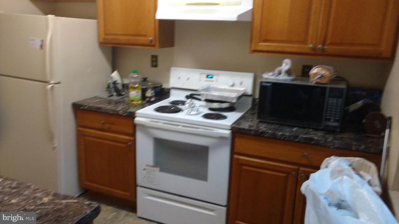 66 New York Avenue - Photo 1