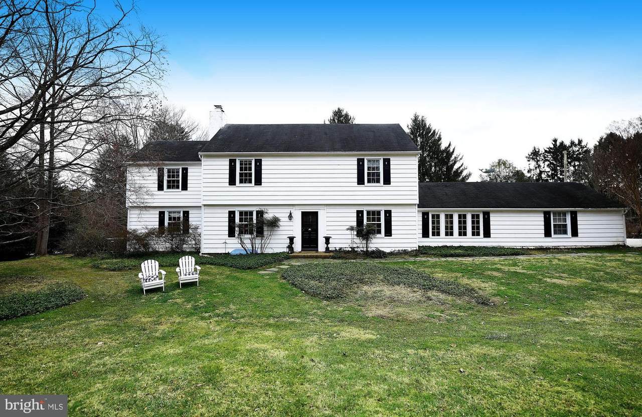 1307 Aintree Road - Photo 1