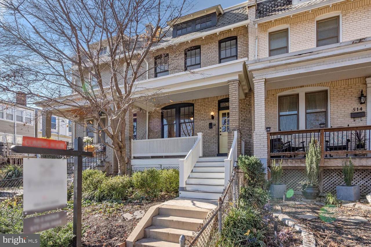 512 15TH Street - Photo 1