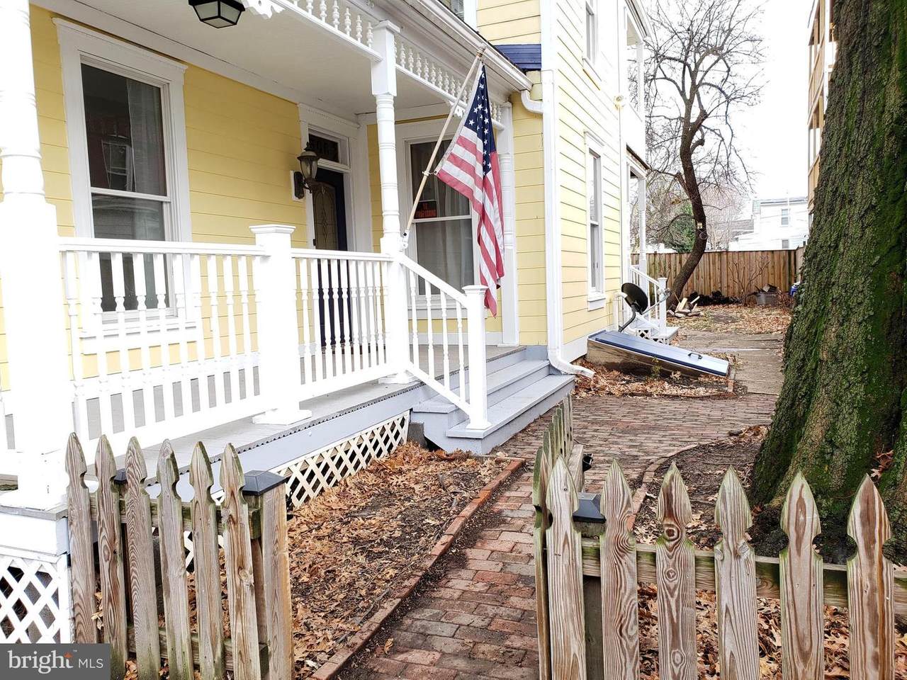 306 Locust Street - Photo 1