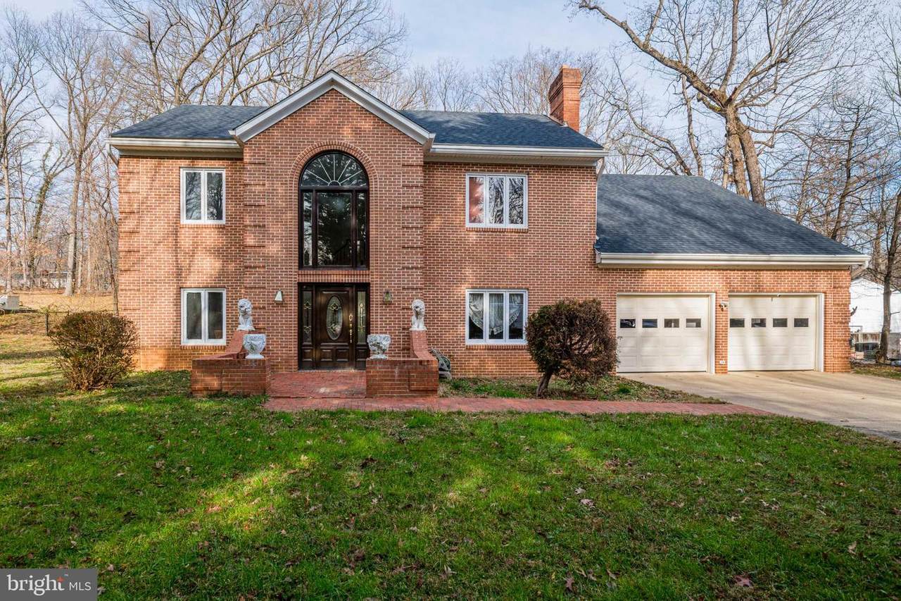 4133 Elizabeth Lane - Photo 1