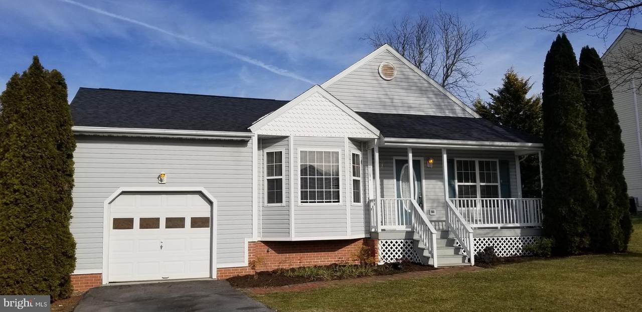 938 Caledonia - Photo 1