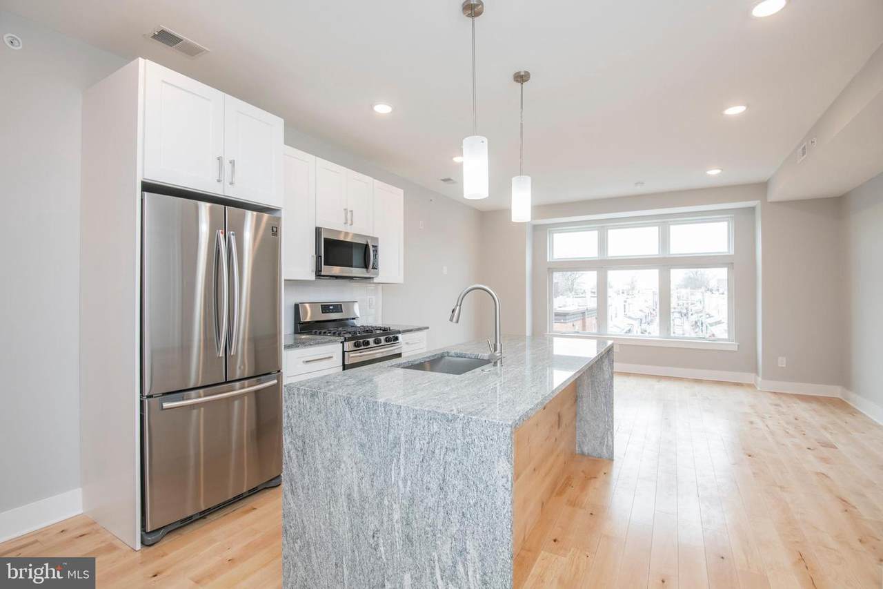 717 51ST Street - Photo 1