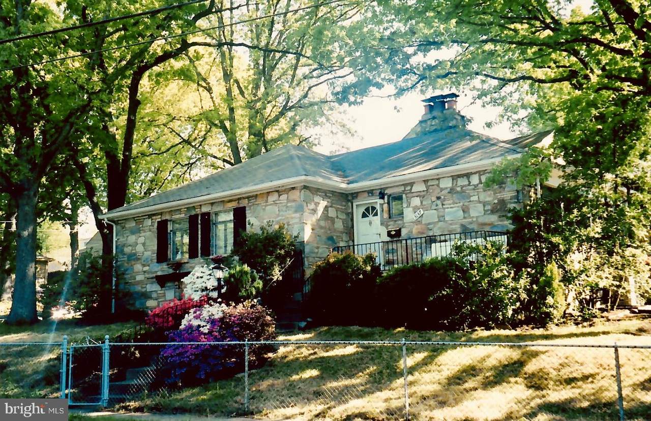 3137 King Street - Photo 1