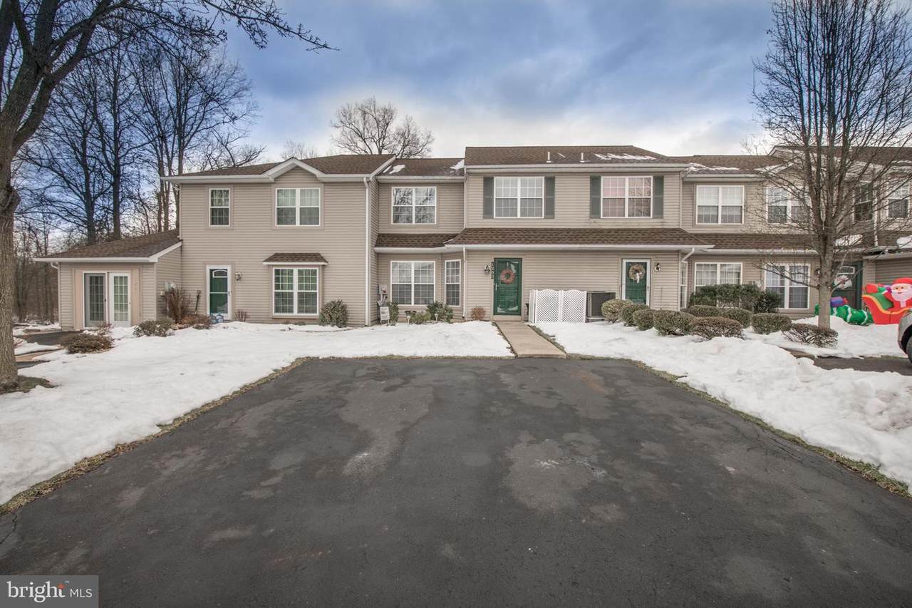 1203 Arbor Court - Photo 1