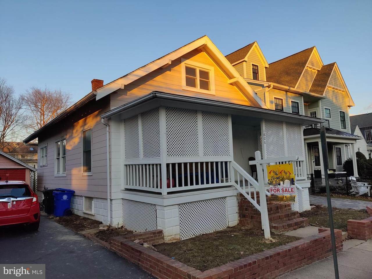 1806 Cleveland Street - Photo 1