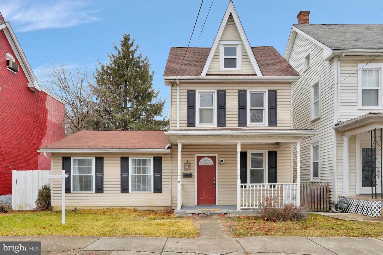 611 Mulberry Street - Photo 1
