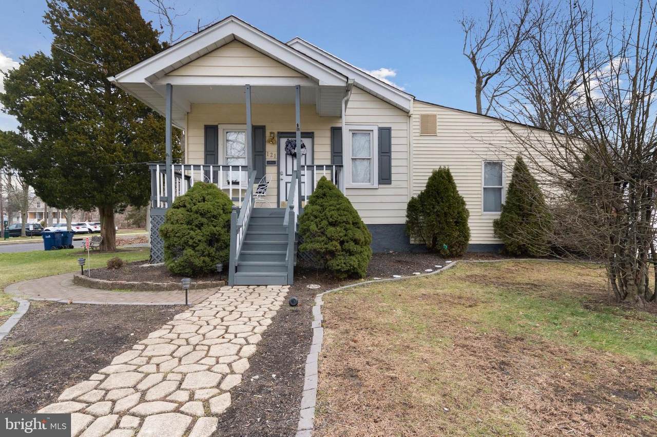121 Juniper Avenue - Photo 1