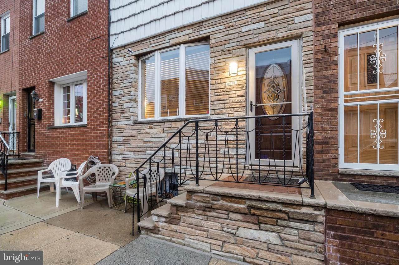 2610 Mole Street - Photo 1