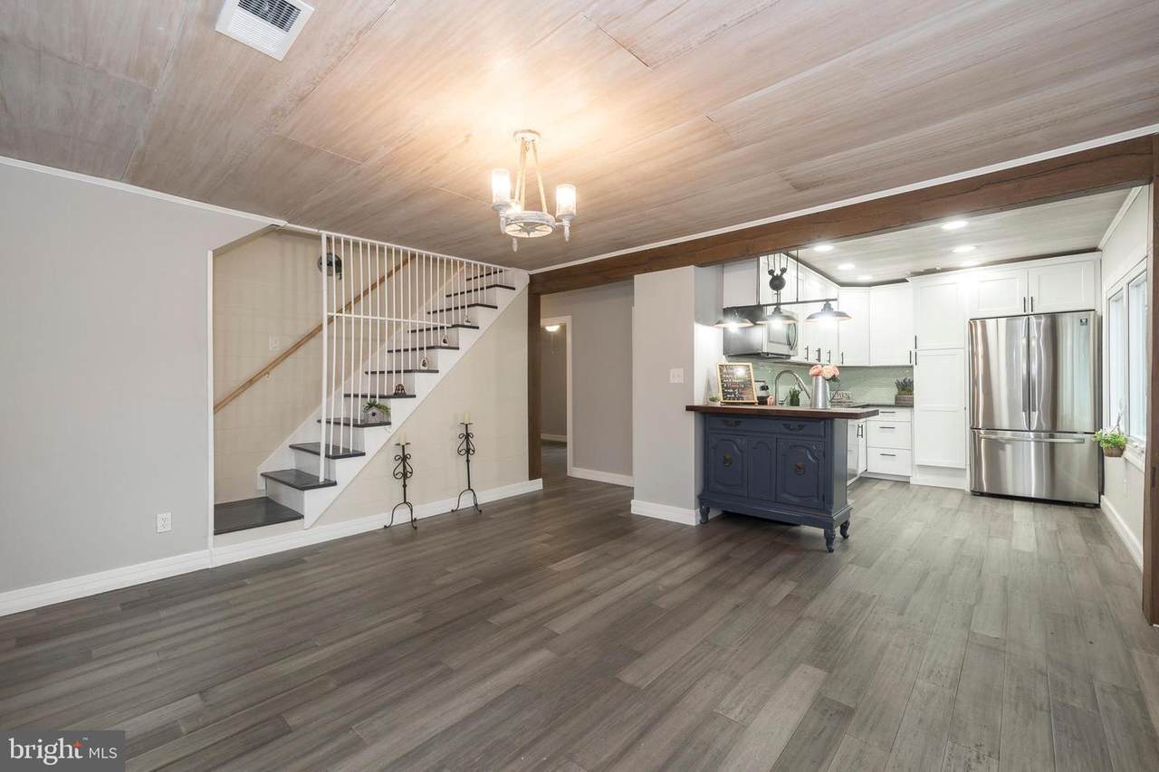 542 Woodland Avenue - Photo 1