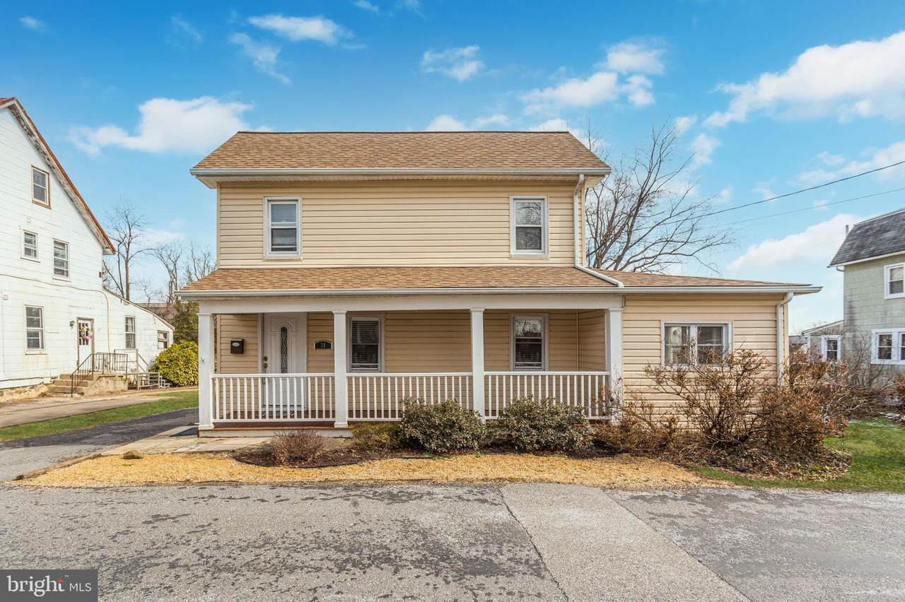 31 Bishops Lane - Photo 1