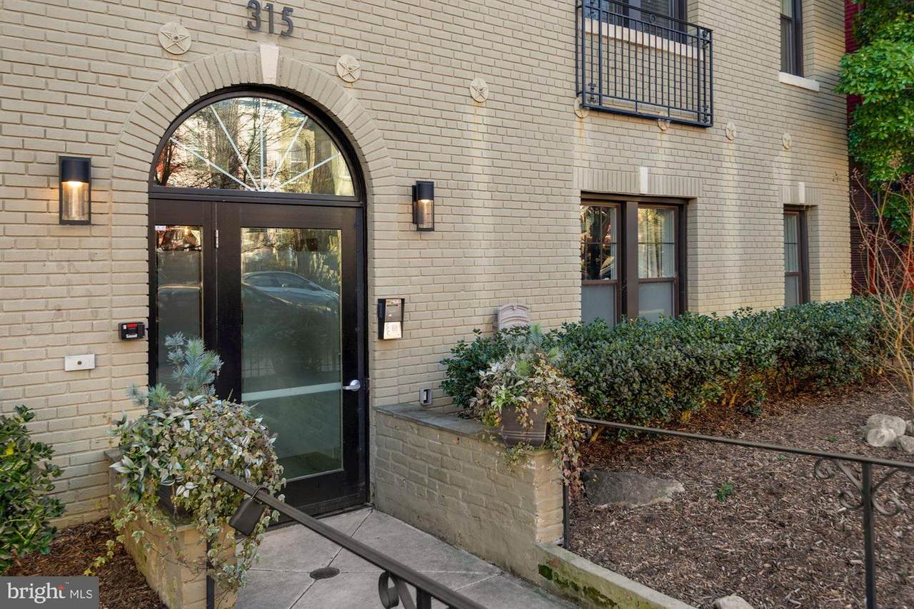 315 G Street - Photo 1