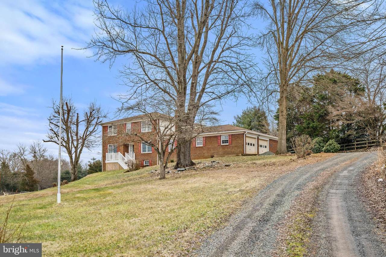 9103 Green Road - Photo 1